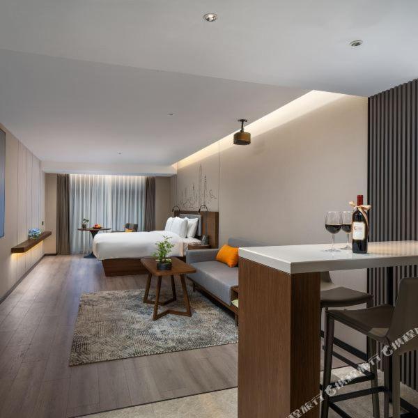 Urcove By Hyatt Futian Cbd Hotel Shenzhen Buitenkant foto